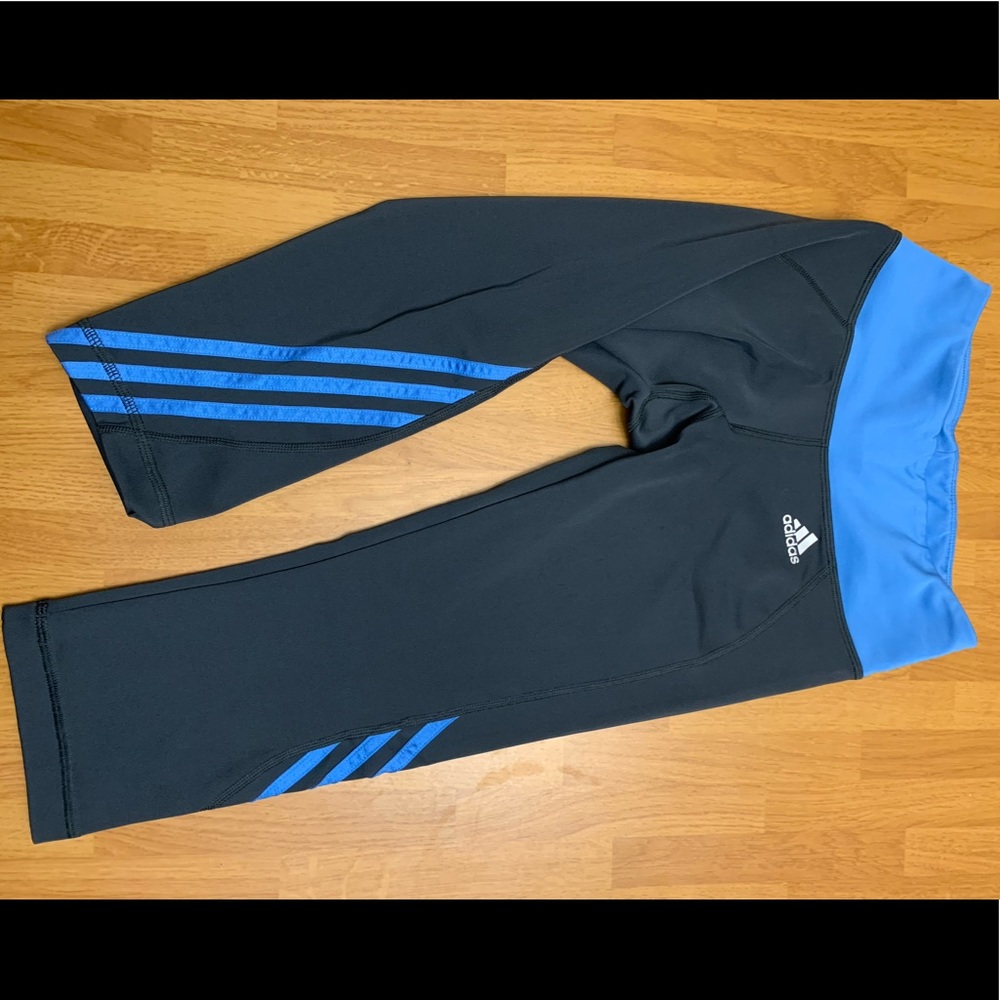 Adidas fitted capris